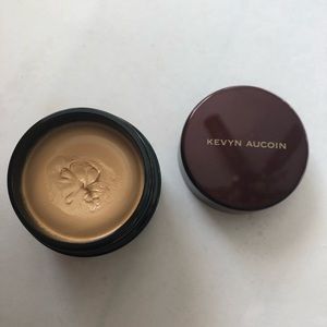 Kevyn Aucoin The Sensual Skin Enhancer